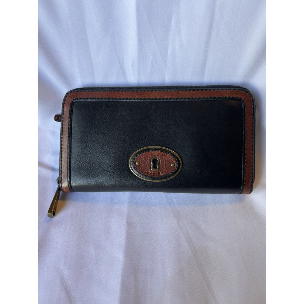 Fossil Leather Zip Around Key Per Wallet